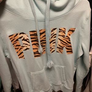 Pink pull over from VS.